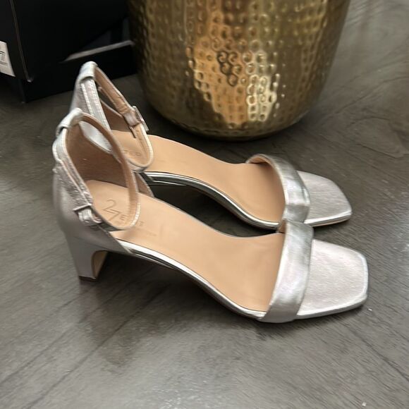 27 EDIT Naturalizer Iriss Ankle Strap Sandal - Picture 5 of 10